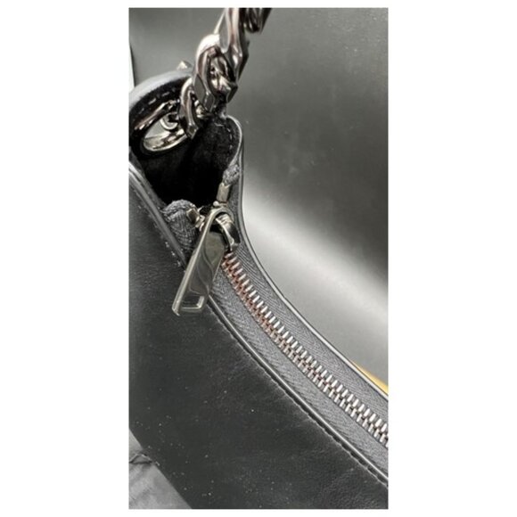 Pre-owned Celine Medium Ava Chain Handbag - Priced to Sell Fast - Picture 10 of 11